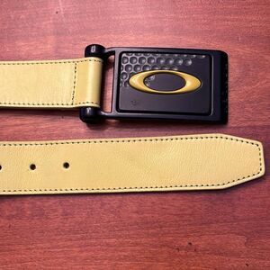 Oakley Ellipse Leather Belt